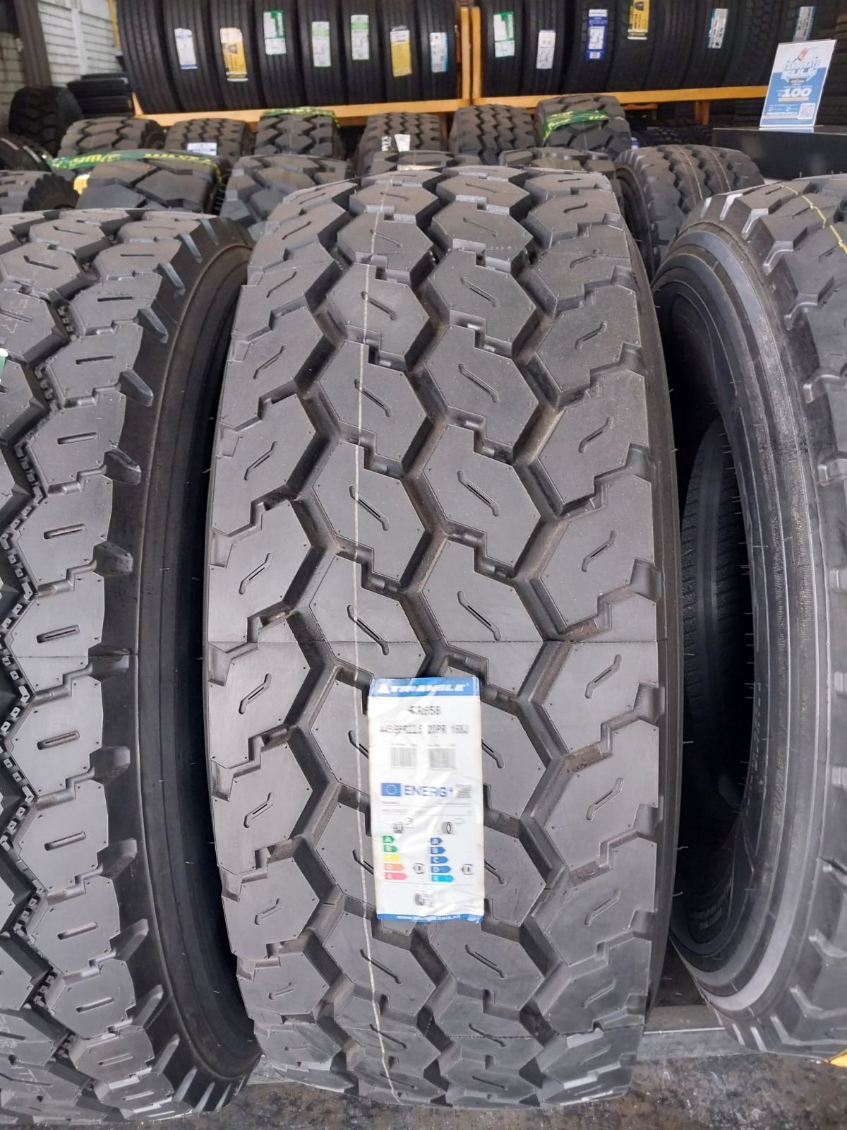 NTCO: 445/65 R22.5 20PR TR658 MIXTA TRIANGLE TL T.D.20.0MM BANDA 350.0MM PESO: 106 KGS